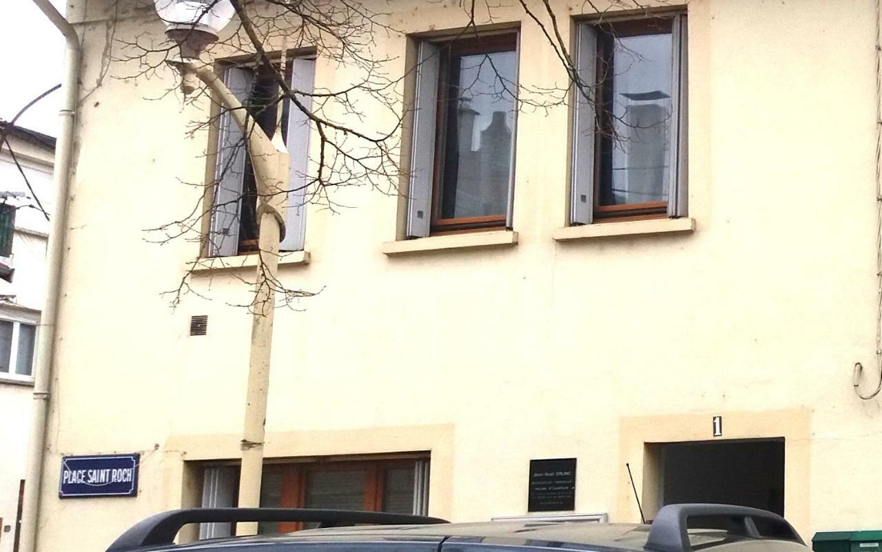 Appartement T2 Sur Place Tranquille Avec Camera Metz Exterior photo